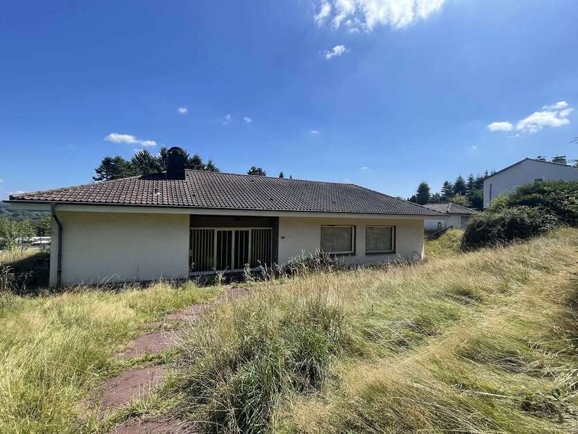 Haus zum Kaufen in Velbert 1.150.000 € 306 m²