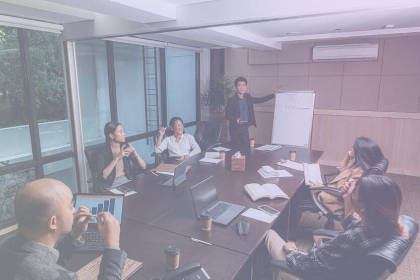 Meetingraum Konferenzraum mieten Meetings Seminare und Workshops zimmer