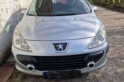 Peugeot 307 158.800 km 2.600 &euro; Lünen 44532