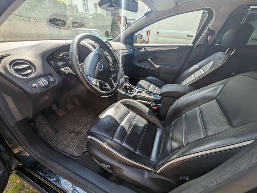 Ford Mondeo 205.000 km 6.900 € Bochum 44807