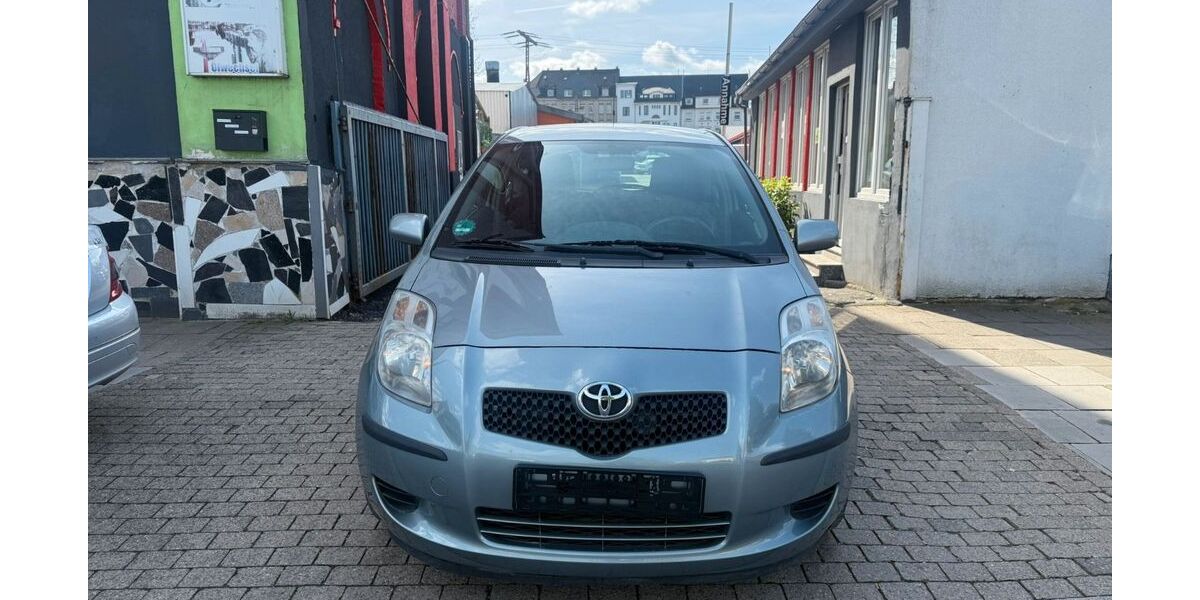 Toyota Yaris 148.000 km 3.000 &euro; Essen 45359