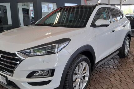 Hyundai TUCSON 67.514 km 19.990 € Gelsenkirchen 45888