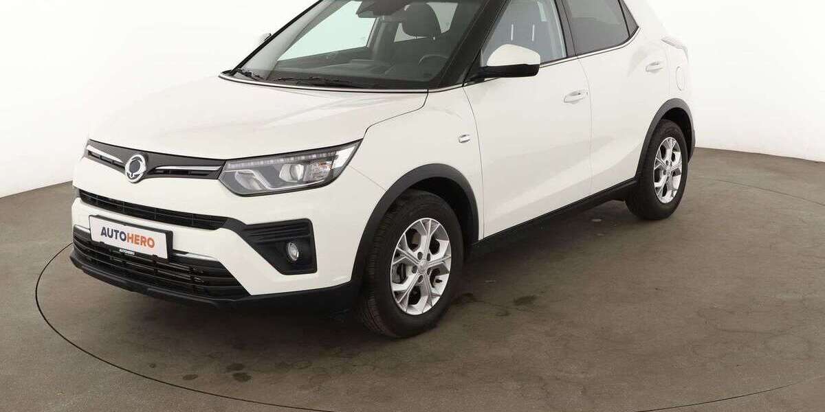 SsangYong Tivoli 4.917 km 16.640 &euro; Essen 45141