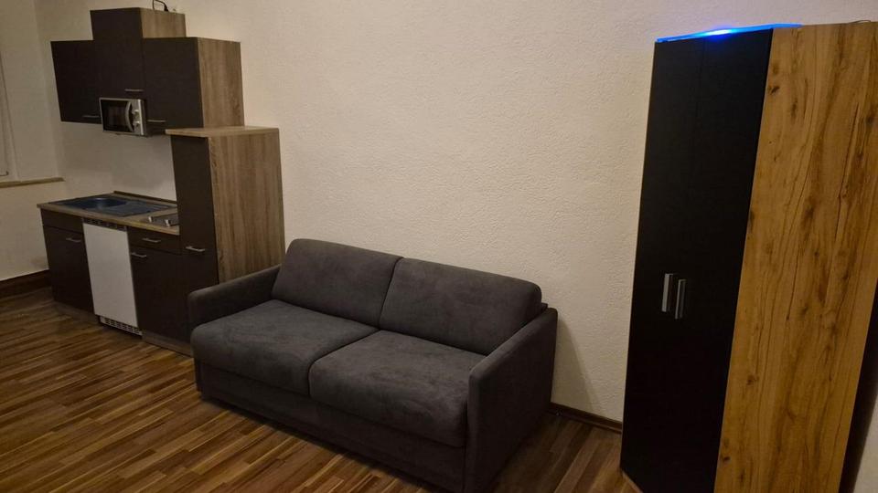 Etagenwohnung Essen Südviertel - 1 Zimmer, 20 m&sup2;, 320&euro; | Angebot:26334952