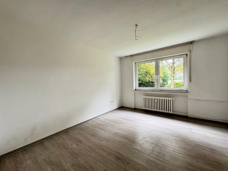 bezugsfertige, großzügige 2-Zimmer-Wohnung mit Balkon in Bochum Eppendorf zimmer