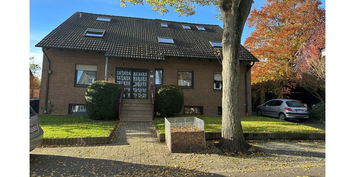 Freistehendes Zweifamilienhaus mit großem Garten in ruhiger Lage von Lünen 8 zimmer