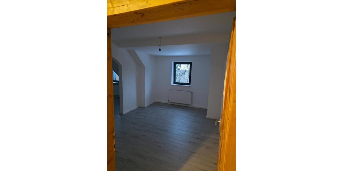 Etagenwohnung Bochum Altenbochum - 4 Zimmer, 90 m&sup2;, 750&euro; | Angebot:26384342