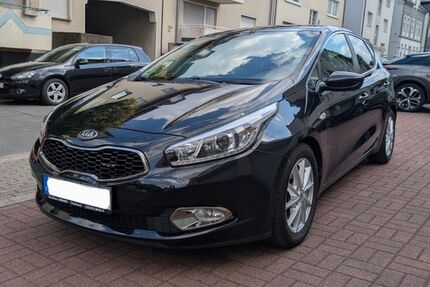 Kia ceed / Ceed 100.000 km 7.099 &euro; Herne 44651