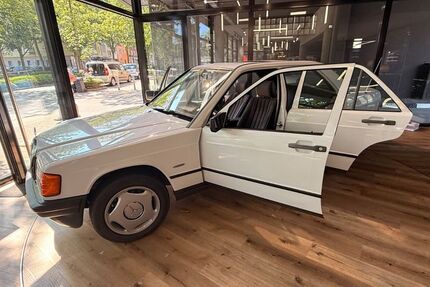 Mercedes-Benz 190 150.828 km 6.650 &euro; Dortmund 44139