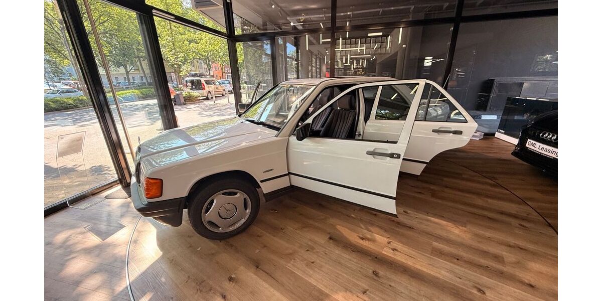 Mercedes-Benz 190 150.828 km 6.650 &euro; Dortmund 44139