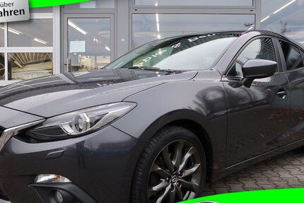 Mazda 3 83.820 km 15.220 € Marl 45772