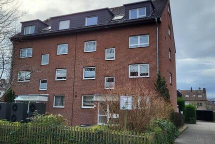 Großzügige DG-Wohnung in ruhiger Lage ohne Provision 4.5 zimmer