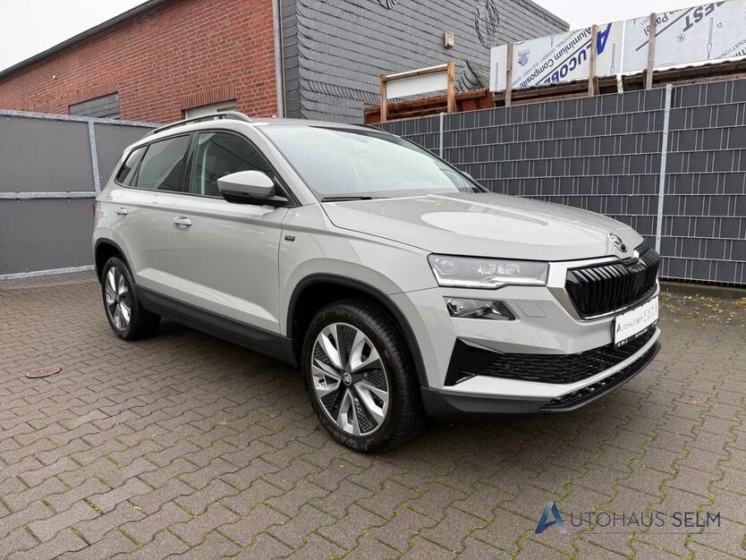 Skoda Karoq 6.035 km 38.390 € Selm 59379