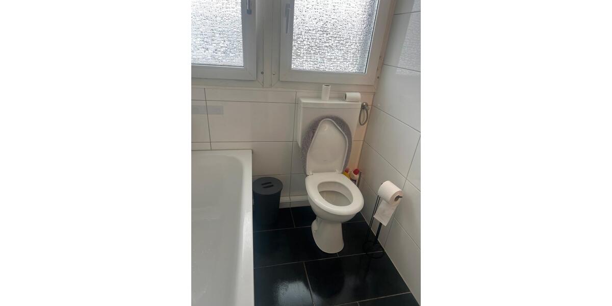 Dachgeschoßwohnung Oberhausen Biefang - 3.5 Zimmer, 78 m&sup2;, 750&euro; | Angebot:24429674