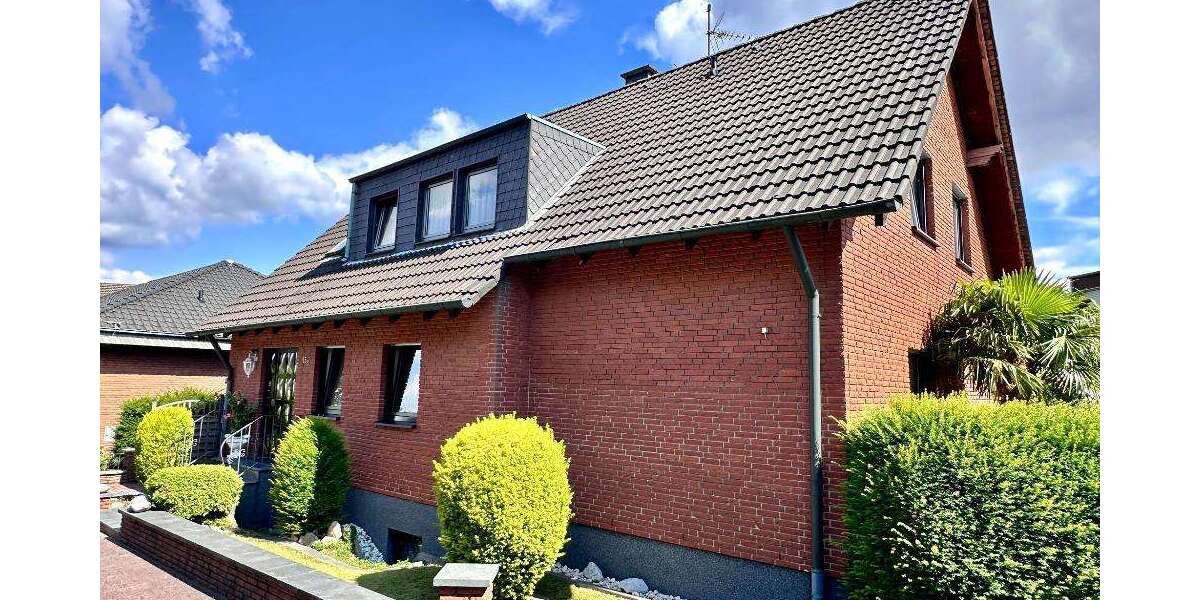 Einfamilienhaus Lünen - 7 Zimmer, 210 m&sup2;, 598.000&euro; | Angebot:26374851