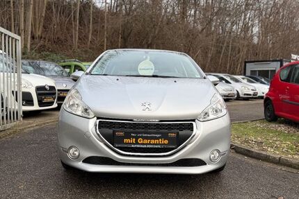 Peugeot 208 113.412 km 5.999 &euro; Essen 45145