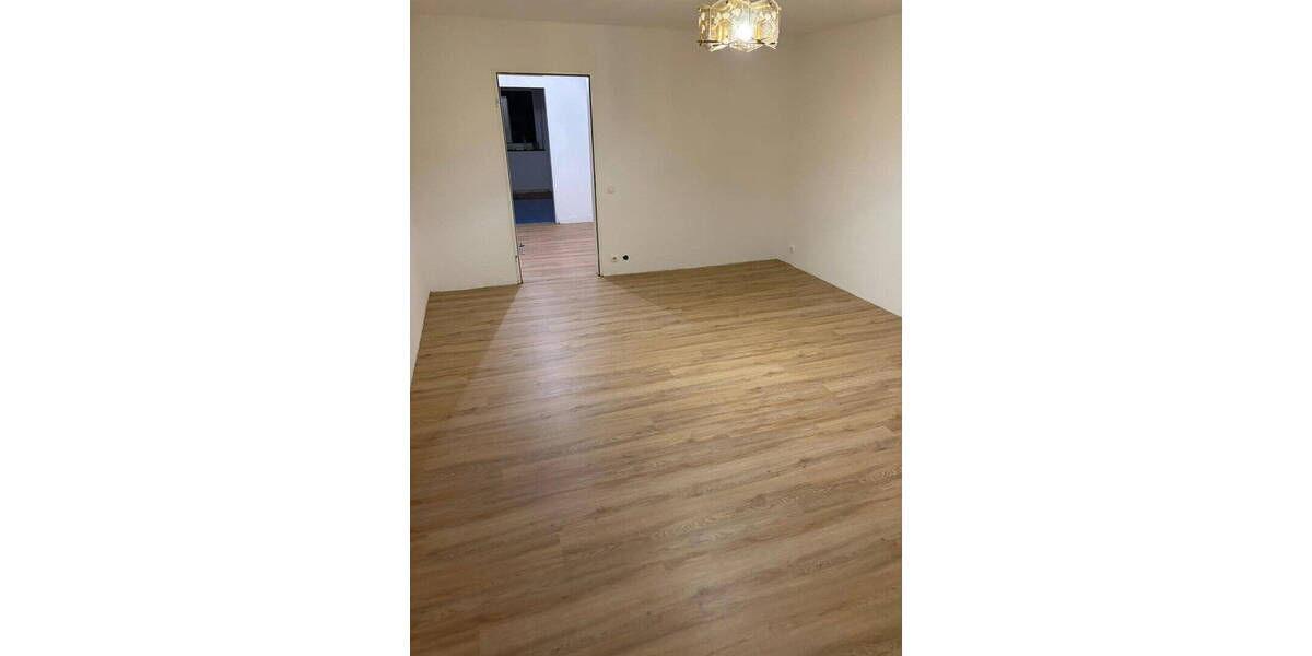 Etagenwohnung Gelsenkirchen Bulmke-Hüllen - 3 Zimmer, 83 m&sup2;, 620&euro; | Angebot:26349423