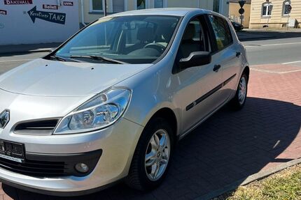 Renault Clio 70.000 km 3.590 &euro; Recklinghausen 45657