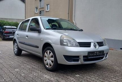 Renault Clio 101.000 km 1.994 € Herten 45699