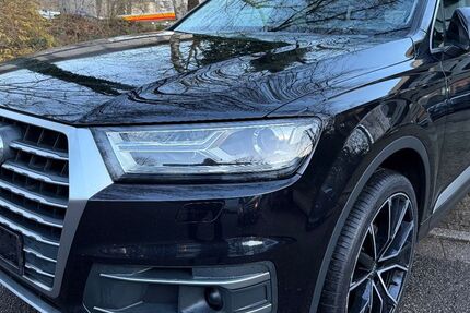 Audi Q7 147.406 km 25.200 &euro; Essen 45276
