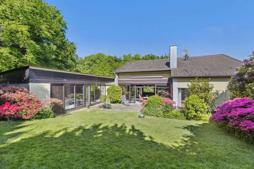 Haus zum Kaufen in Essen 790.000 € 246 m²