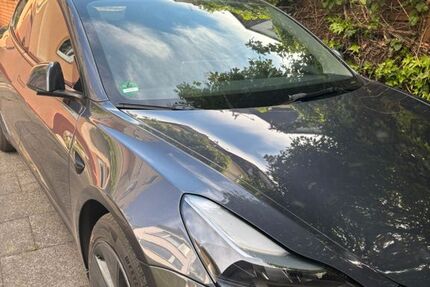 Tesla Model 3 112.000 km 22.000 &euro; Mülheim 45478