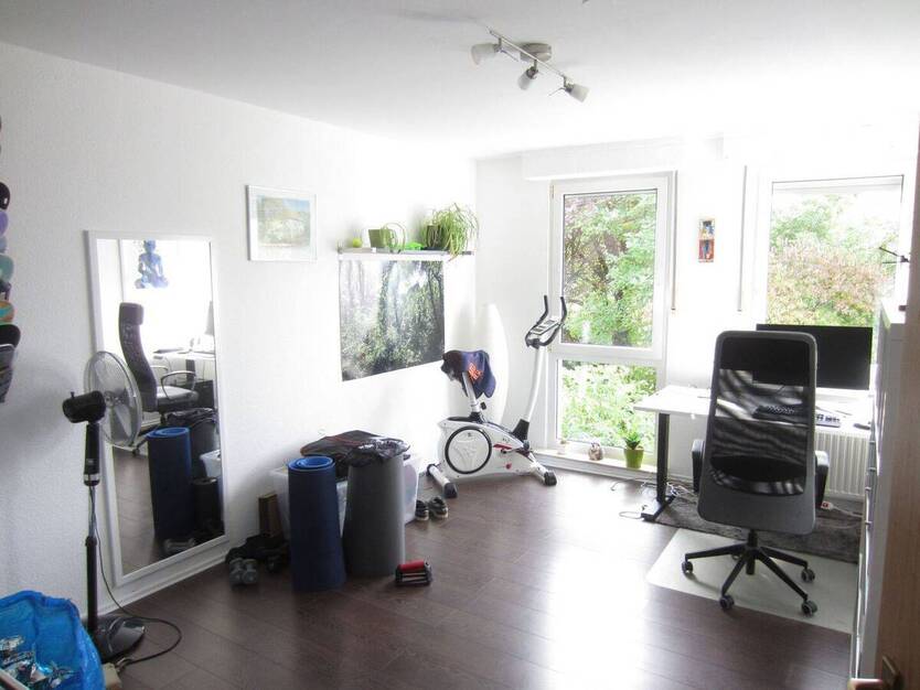 58456 WITTEN-HERBEDE-VORMHOLZ, AM WALDRAND GELEGEN, HELLE, MODERNE EIGENTUMSWOHNUNG MIT BALKON, AUFZUG, TIEFGARAGEN-STELLPLATZ, ZU VERKAUFEN ! 3 zimmer