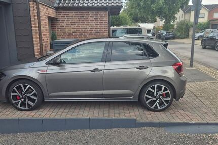 VW Polo 42.000 km 22.000 &euro; Marl 45772