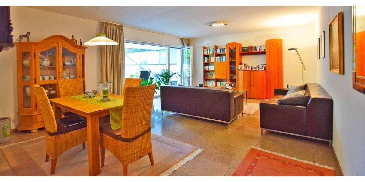 Etagenwohnung Essen Schuir - 2 Zimmer, 95 m&sup2;, 1.150&euro; | Angebot:26228920