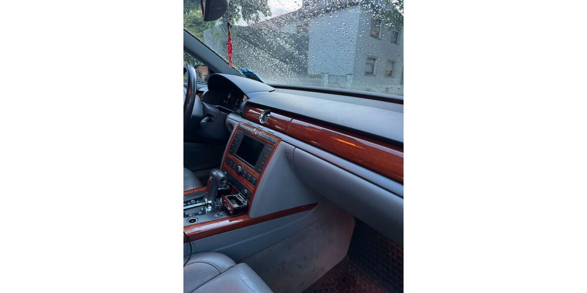 VW Phaeton 261.000 km 2.000 &euro; Marl 45770