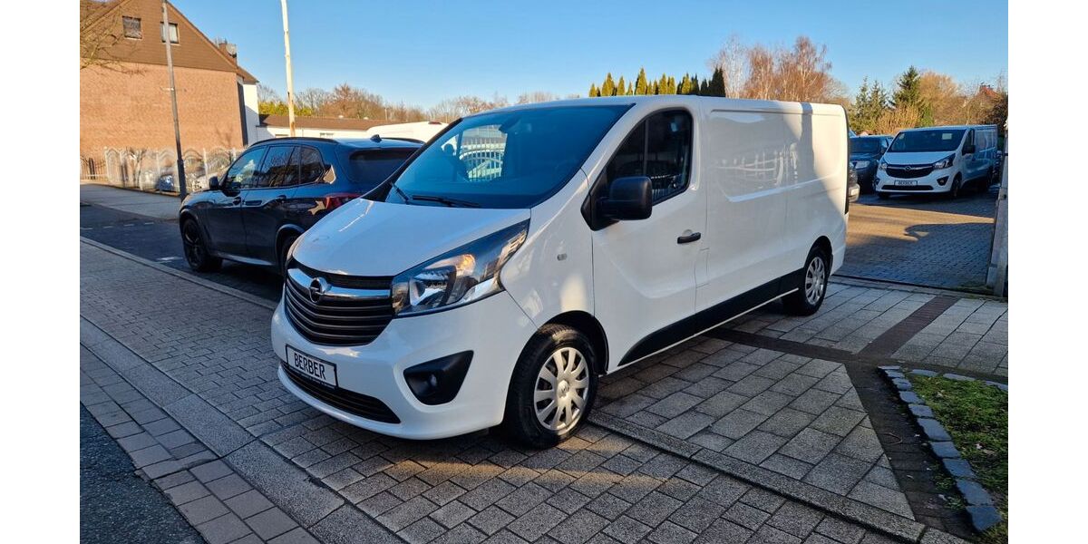 Opel Vivaro 224.865 km 8.999 &euro; Herten 45701