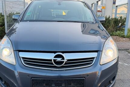 Opel Zafira 243.000 km 3.999 &euro; Oberhausen 46047