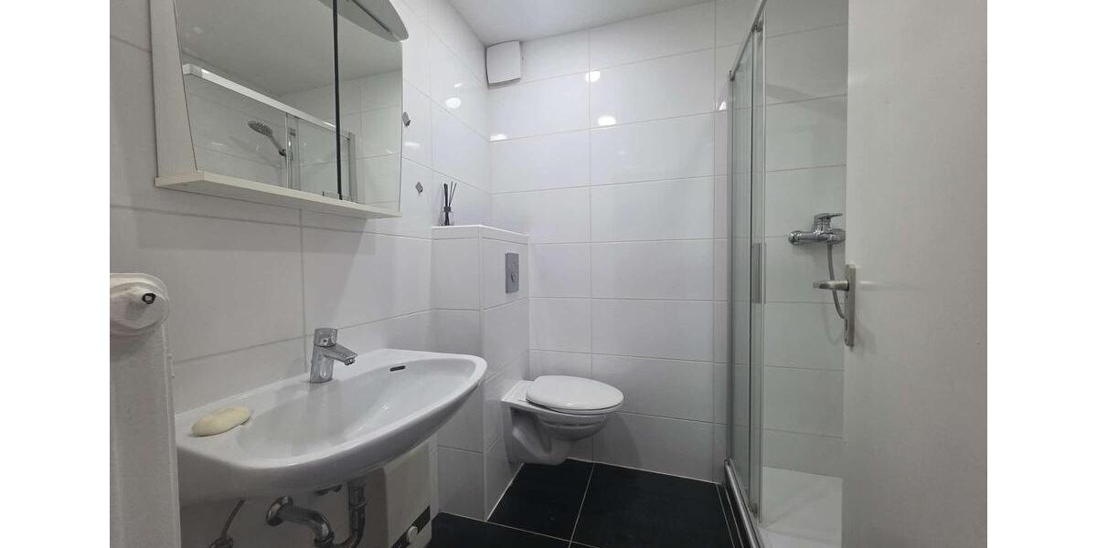 Erdgeschoßwohnung Essen Stadtbezirk IX - 1 Zimmer, 30 m&sup2;, 450&euro; | Angebot:26279267