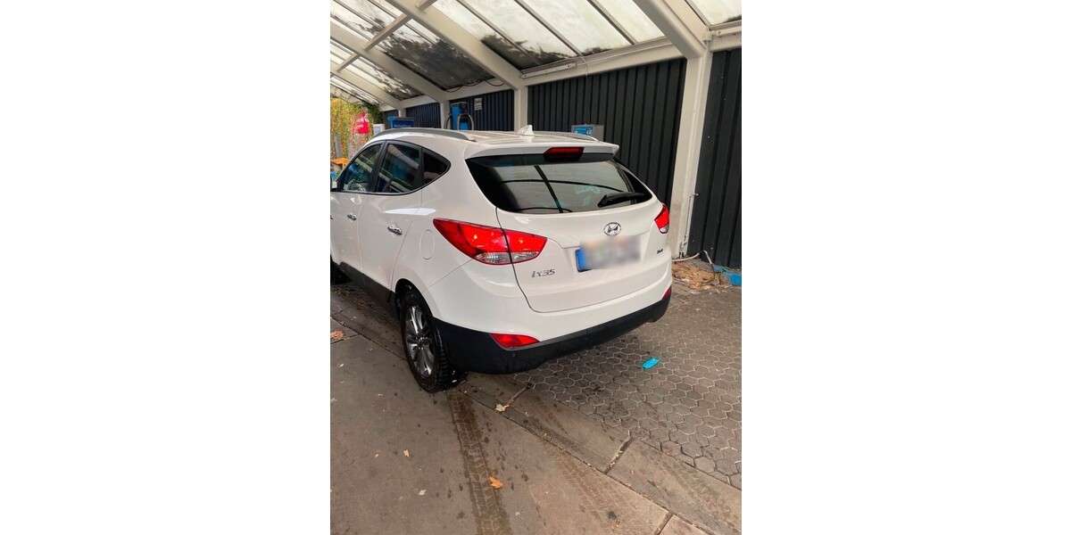 Hyundai IX35 100.270 km 10.500 &euro; Recklinghausen 45657