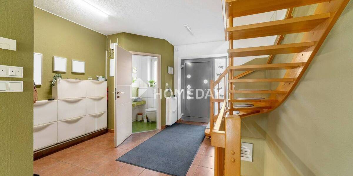 Reihenmittelhaus Herten Stadtmitte - 5 Zimmer, 114 m&sup2;, 399.000&euro; | Angebot:26140792