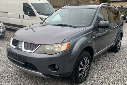 Mitsubishi Outlander 268.000 km 3.950 &euro; Recklinghausen 45665