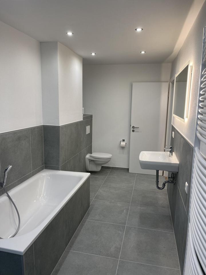 +++Erstbezug nach Sanierung+++ 4-Zi. Erdgeschosswohnung inkl. Terrasse zimmer