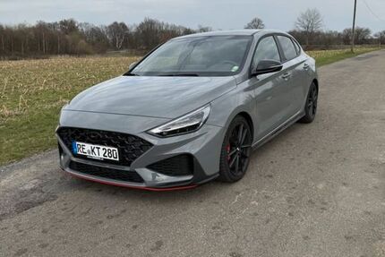 Hyundai i30 14.000 km 32.000 &euro; Marl 45770