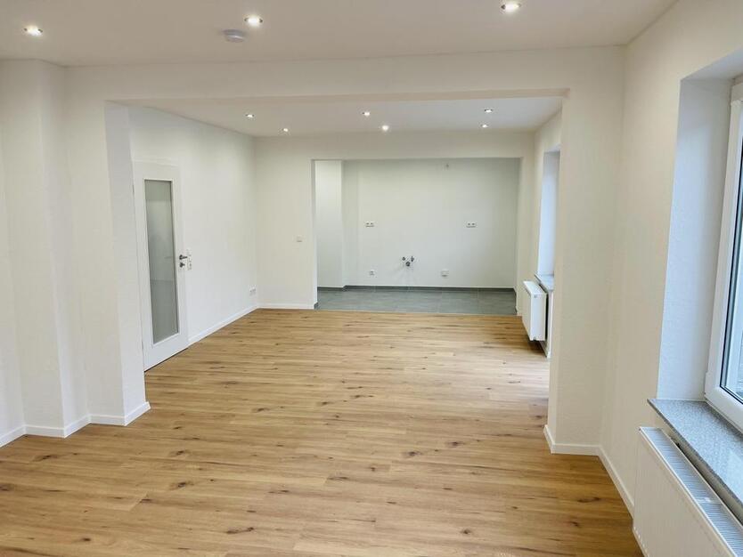 +++Erstbezug nach Sanierung+++ 4-Zi. Erdgeschosswohnung inkl. Terrasse zimmer