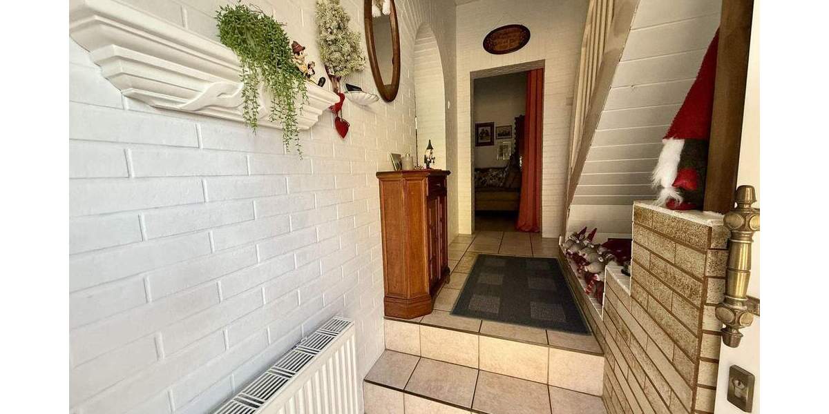 Reihenmittelhaus Gladbeck Schultendorf - 3 Zimmer, 80 m&sup2;, 200.000&euro; | Angebot:25190759