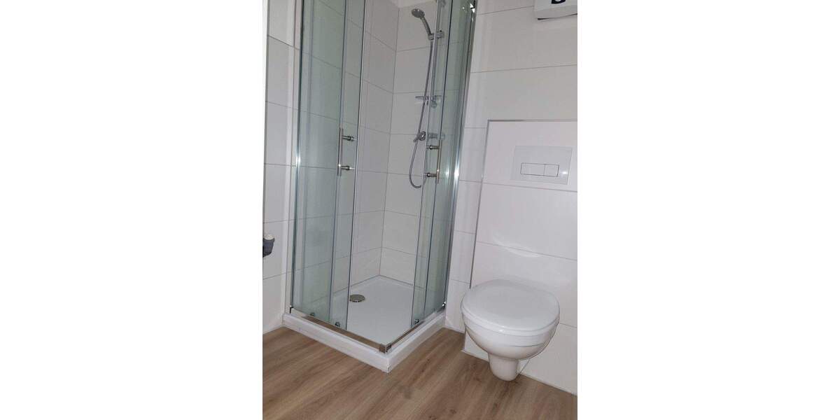 Mehrfamilienhaus mit Gewerbe in Bochumer 1a Innenstadtlage zimmer