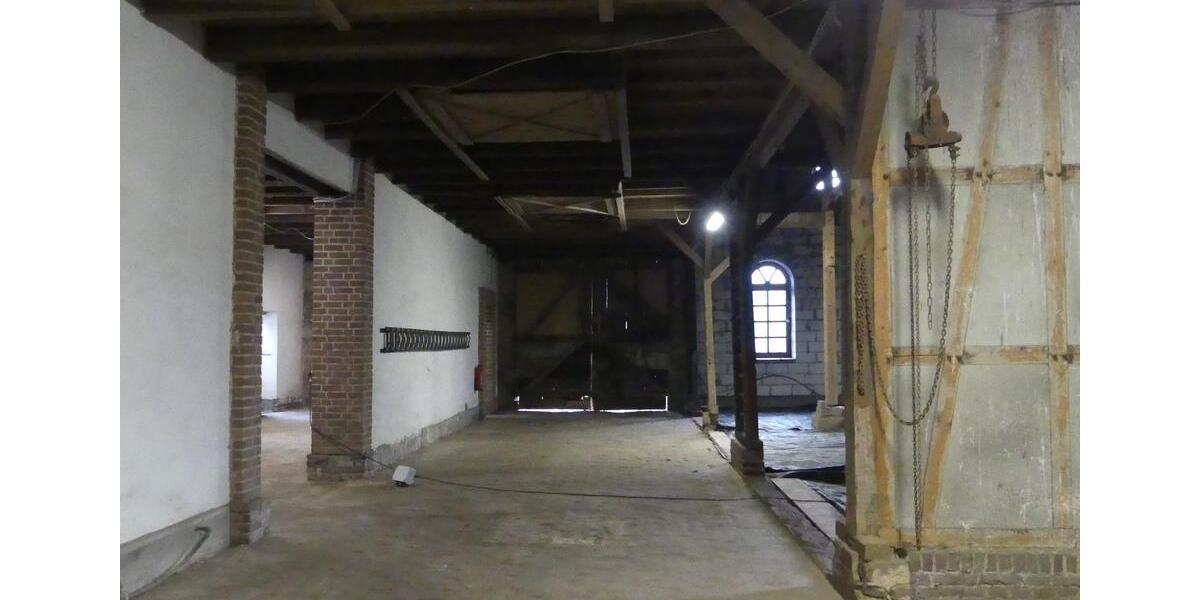 Recklinghausen, Hallenteil mit ca. 350m² (auf Wunsch erweiterbar) zimmer