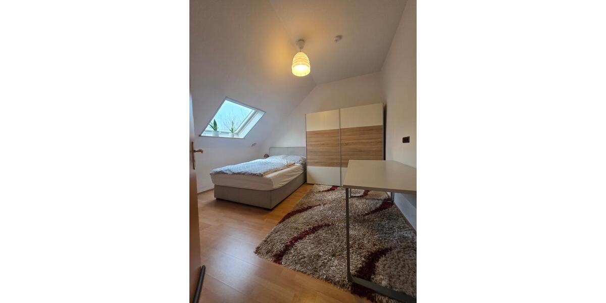 Reihenhaus Essen Stadtbezirk V - 3 Zimmer, 67 m&sup2;, 1.000&euro; | Angebot:25176393