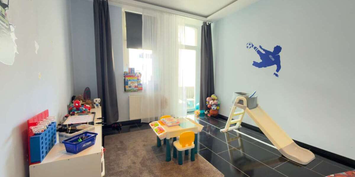 Großzügige 3,5-Zimmer-Wohnung im 1. Obergeschoss in zentraler Lage von Alt-Oberhausen - Etagenwohnung Oberhausen | Angebot:27093549