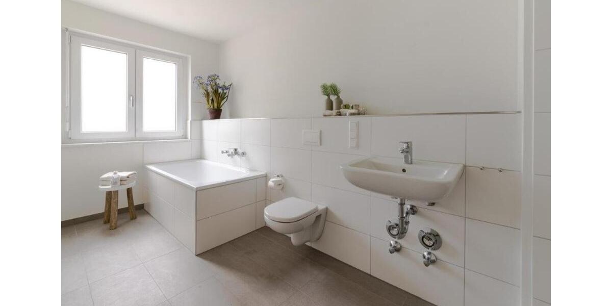 Etagenwohnung Bochum Wiemelhausen - 3 Zimmer, 79 m&sup2;, 551&euro; | Angebot:25050822