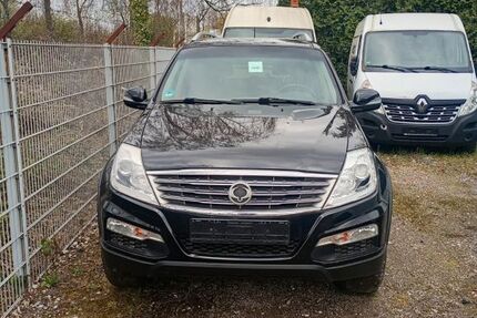 SsangYong REXTON 310.000 km 3.950 &euro; Essen 45127