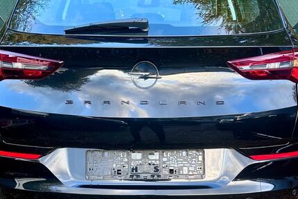 Opel Grandland (X) 2.378 km 25.900 € Bochum 44799