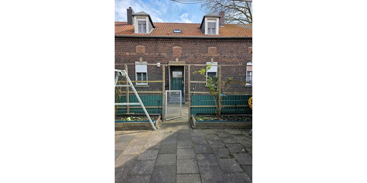 Einfamilienhaus Oberhausen Biefang - 8 Zimmer, 120 m&sup2;, 369.000&euro; | Angebot:27142606
