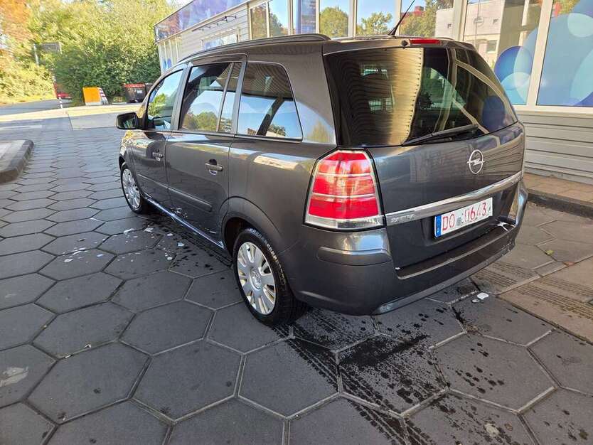 Opel Zafira 194.000 km 4.850 € Dortmund 44147