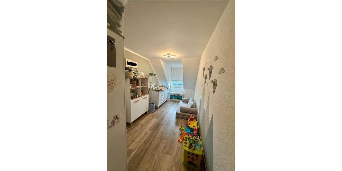 Etagenwohnung Essen Stadtbezirk VI - 4.5 Zimmer, 99 m&sup2;, 299.000&euro; | Angebot:25050114